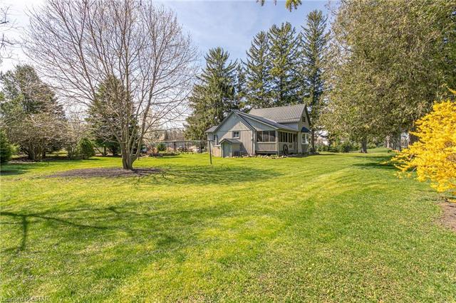 1614 1st Concession Road, House detached with 2 bedrooms, 1 bathrooms and 6 parking in Norfolk County ON | Image 40