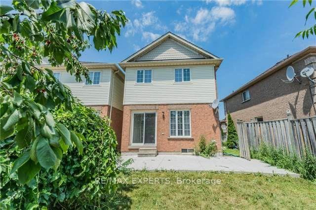 82 Twin Pines Cres N, House semidetached with 1 bedrooms, 1 bathrooms and 1 parking in Brampton ON | Image 11