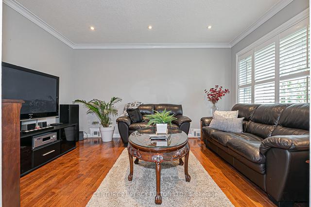 21 Willowhurst Cres, House detached with 3 bedrooms, 2 bathrooms and 4 parking in Toronto ON | Image 29