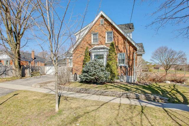 168 Cadillac Ave N, House detached with 3 bedrooms, 2 bathrooms and 5 parking in Oshawa ON | Image 23