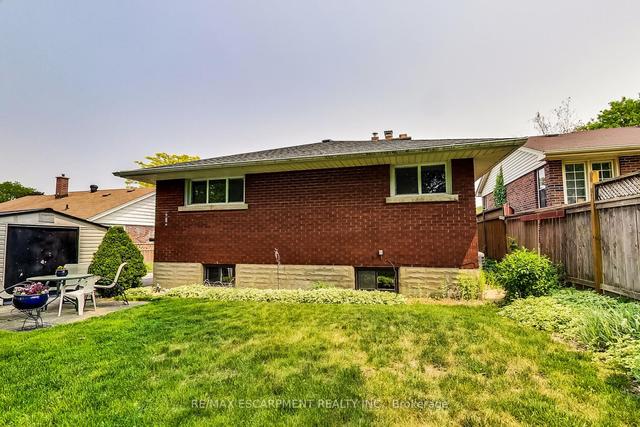 202 West 18th St, House detached with 2 bedrooms, 1 bathrooms and 4 parking in Hamilton ON | Image 28