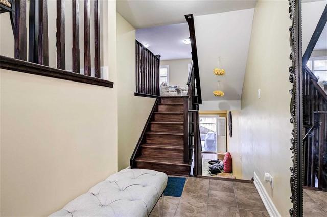 26 Camps Lane, House attached with 3 bedrooms, 3 bathrooms and 2 parking in Toronto ON | Image 9