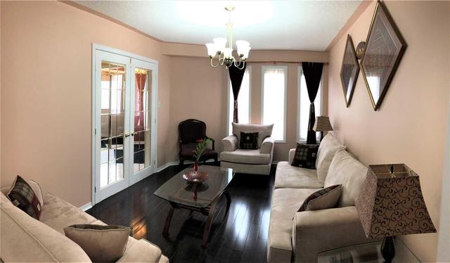 37 Florentine Cres, House detached with 4 bedrooms, 4 bathrooms and 2 parking in Richmond Hill ON | Image 6