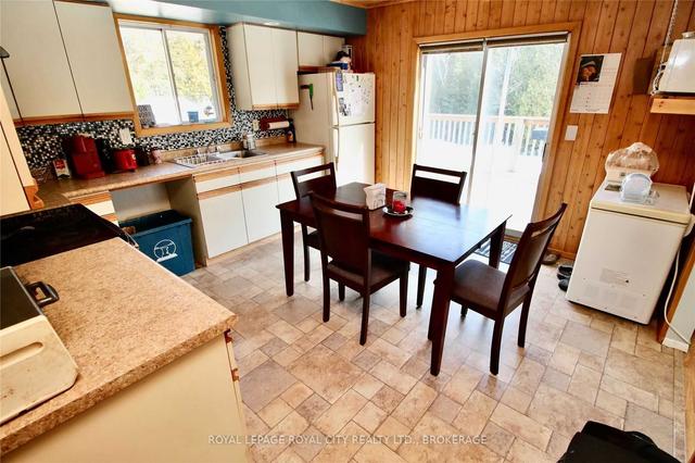 7328 Highway 6, House detached with 2 bedrooms, 2 bathrooms and 10 parking in Northern Bruce Peninsula ON | Image 6