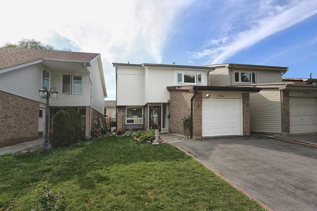 1561 Geta Circ, House detached with 4 bedrooms, 3 bathrooms and 5 parking in Pickering ON | Image 1