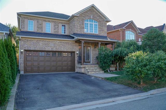 41 Amboise Cres, House detached with 3 bedrooms, 4 bathrooms and 6 parking in Brampton ON | Image 12