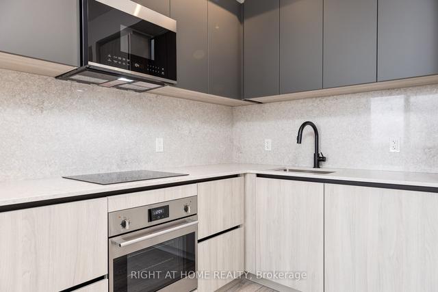 4715 - 108 Peter St W, Condo with 1 bedrooms, 1 bathrooms and 0 parking in Toronto ON | Image 3
