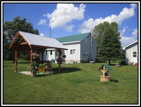 30985 Highway 62 Rd, House detached with 3 bedrooms, 3 bathrooms and 30 parking in Bancroft ON | Image 1