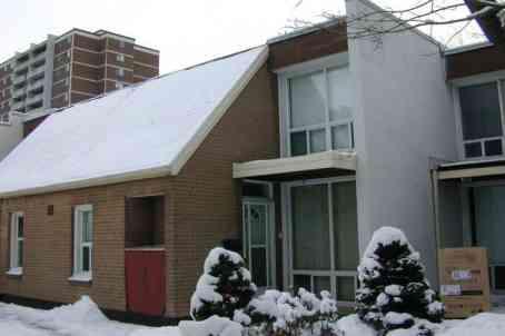 86 - 2901 Jane St, Townhouse with 3 bedrooms, 2 bathrooms and 1 parking in Toronto ON | Image 1