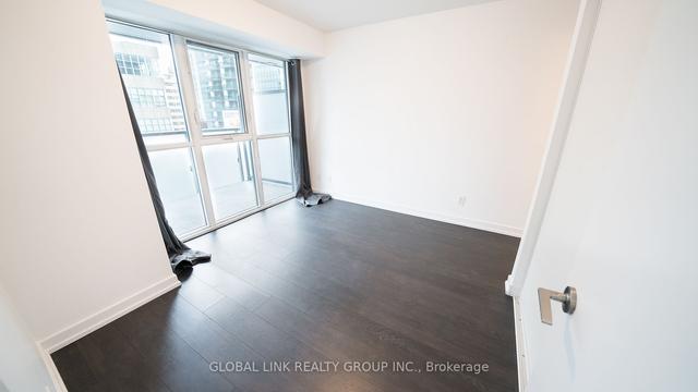 407 - 125 Redpath Ave, Condo with 1 bedrooms, 2 bathrooms and 1 parking in Toronto ON | Image 4
