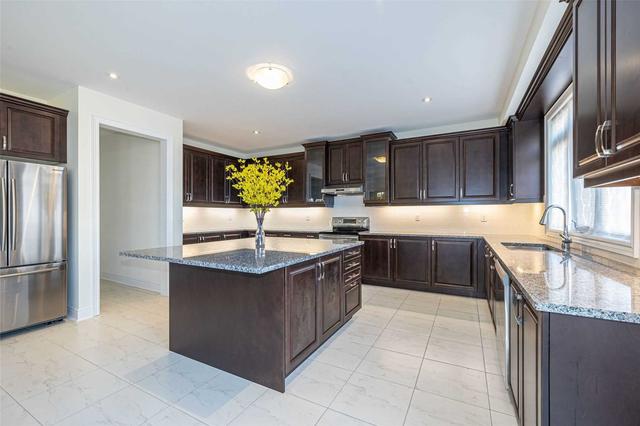 15 Astrantia Way, House detached with 4 bedrooms, 5 bathrooms and 6 parking in Brampton ON | Image 22