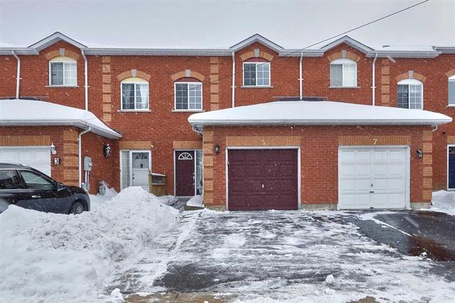 5 O'leary Crt, House attached with 3 bedrooms, 2 bathrooms and 2 parking in New Tecumseth ON | Image 1