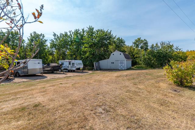51 Aspen Crescent, House detached with 4 bedrooms, 3 bathrooms and null parking in Vermilion River County AB | Image 47