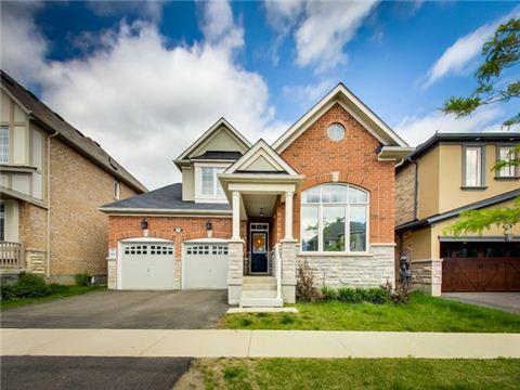 325 Laundon Terr, House detached with 4 bedrooms, 3 bathrooms and 2 parking in Milton ON | Image 1