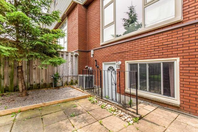 17 - 23 Watsons Lane, Townhouse with 3 bedrooms, 2 bathrooms and 1 parking in Hamilton ON | Image 17