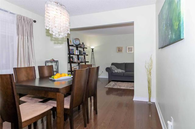 40 Harman Dr, House detached with 3 bedrooms, 3 bathrooms and 4 parking in Ajax ON | Image 2