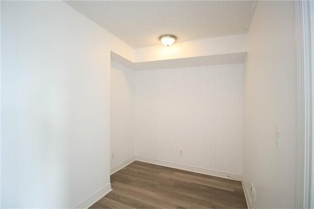 1001 - 50 Town Centre Crt, Condo with 1 bedrooms, 1 bathrooms and 1 parking in Toronto ON | Image 6