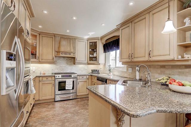 382 Raymerville Dr, House detached with 4 bedrooms, 4 bathrooms and 4 parking in Markham ON | Image 17