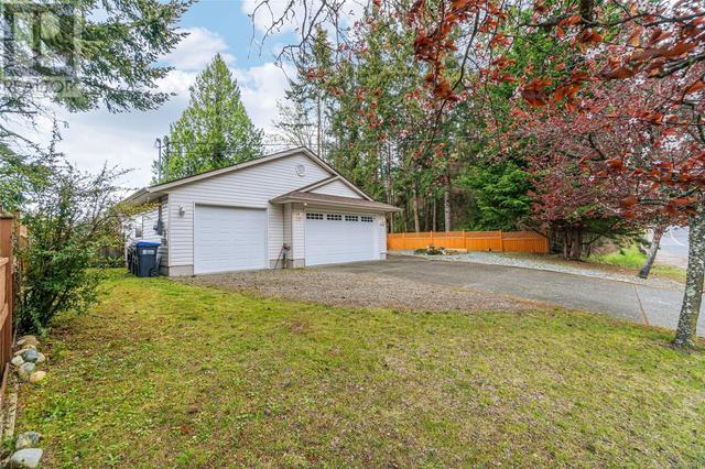 914 Lee Rd, House detached with 2 bedrooms, 2 bathrooms and 4 parking in Nanaimo G BC | Image 33