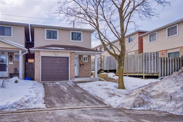 a - 304 Bluevale Street N, House attached with 3 bedrooms, 1 bathrooms and 2 parking in Waterloo ON | Image 2