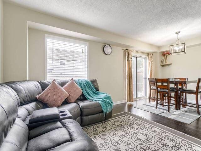 64 Brisbane Crt, Townhouse with 3 bedrooms, 3 bathrooms and 2 parking in Brampton ON | Image 38