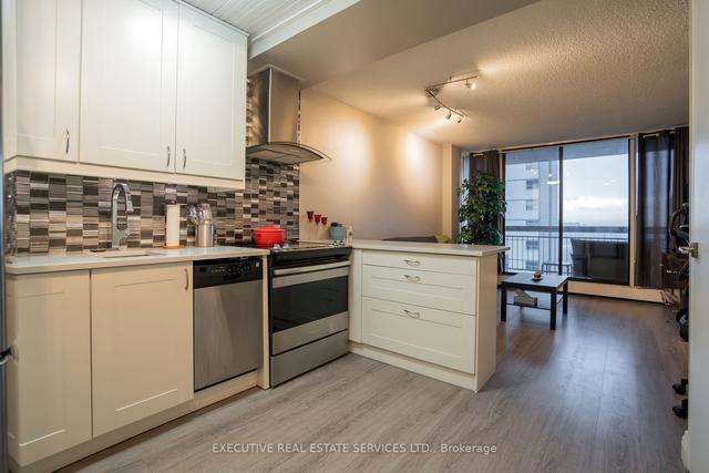 1403 - 150 Charlton Ave E, Condo with 1 bedrooms, 1 bathrooms and 1 parking in Hamilton ON | Image 2