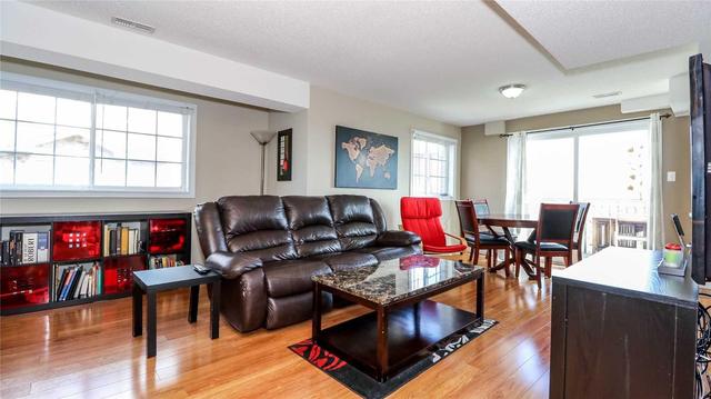 Unit 7 - 87 Goodwin Dr, Condo with 2 bedrooms, 1 bathrooms and 1 parking in Barrie ON | Image 6