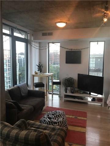 1002 - 32 Camden St, Condo with 2 bedrooms, 2 bathrooms and null parking in Toronto ON | Image 3