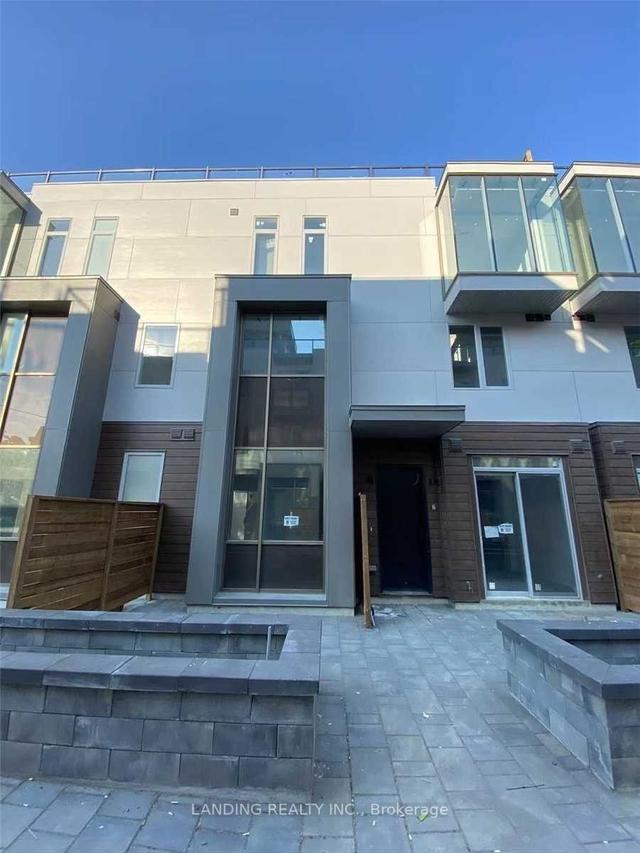 7 - 18 Greenbriar Rd E, Townhouse with 3 bedrooms, 3 bathrooms and 2 parking in Toronto ON | Image 11