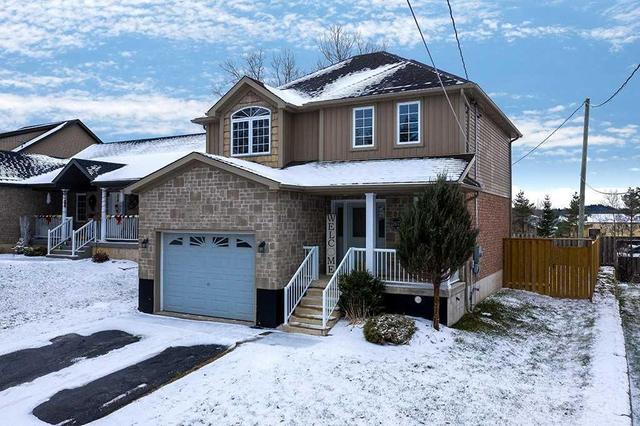 267 South St E, House detached with 3 bedrooms, 3 bathrooms and 4 parking in West Grey ON | Image 1