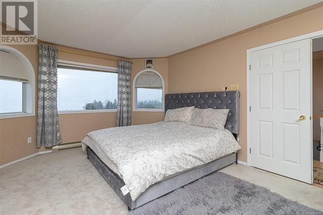 365 Trinity Dr, House detached with 8 bedrooms, 6 bathrooms and 2 parking in Nanaimo BC | Image 10