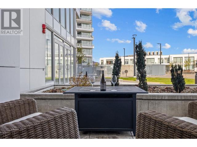 401 - 1191 Sunset Drive, House attached with 3 bedrooms, 2 bathrooms and 1 parking in Kelowna BC | Image 20