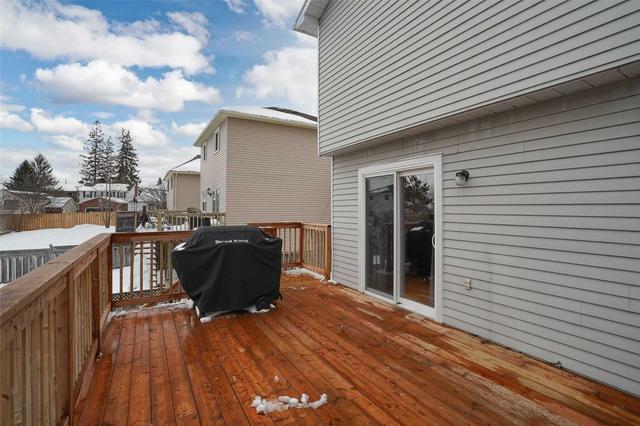 46 Gosney Cres, House detached with 3 bedrooms, 4 bathrooms and 3 parking in Barrie ON | Image 17