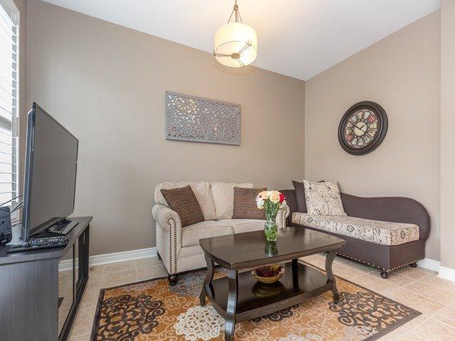 41 Tundra Swan Rd, House attached with 3 bedrooms, 3 bathrooms and 2 parking in Brampton ON | Image 10