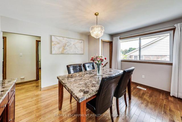 202 West 18th St, House detached with 2 bedrooms, 1 bathrooms and 4 parking in Hamilton ON | Image 40