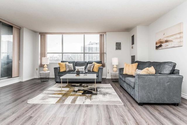 501 - 40 Panorama Crt, Condo with 3 bedrooms, 2 bathrooms and 1 parking in Toronto ON | Image 9