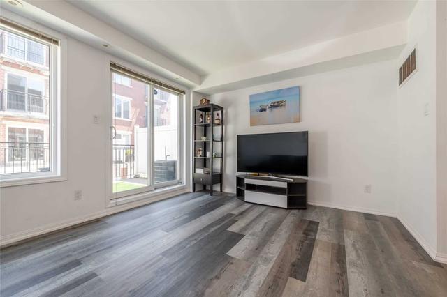 th 503 - 25 Laidlaw St, Townhouse with 3 bedrooms, 3 bathrooms and 1 parking in Toronto ON | Image 5