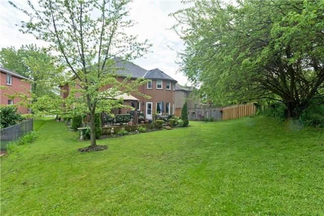 1002 Ridge Valley Dr, House detached with 5 bedrooms, 4 bathrooms and 4 parking in Oshawa ON | Image 19