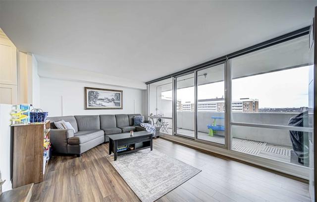 1805 - 250 Scarlett Rd, Condo with 2 bedrooms, 2 bathrooms and 1 parking in Toronto ON | Image 20