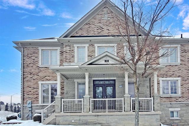 31 Estrella Cres, House detached with 4 bedrooms, 3 bathrooms and 5 parking in Richmond Hill ON | Image 1