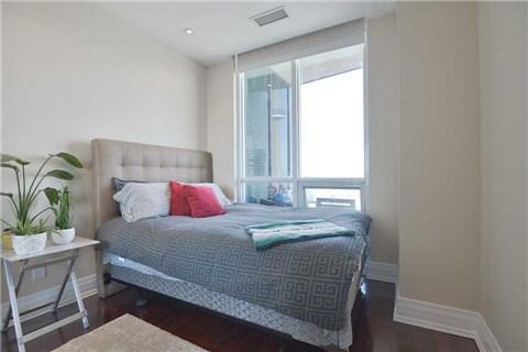 5001 - 33 Bay St, Condo with 2 bedrooms, 2 bathrooms and 1 parking in Toronto ON | Image 10