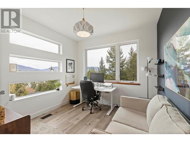 29 - 9196 Tronson Road, House detached with 4 bedrooms, 3 bathrooms and 8 parking in Vernon BC | Image 14