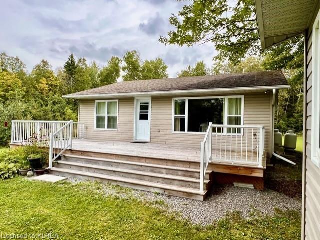 44 Fire Route 110 Route, House detached with 2 bedrooms, 1 bathrooms and 5 parking in Trent Lakes ON | Image 5