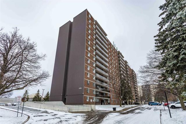 601 - 1950 Kennedy Rd, Condo with 3 bedrooms, 1 bathrooms and 1 parking in Toronto ON | Image 1