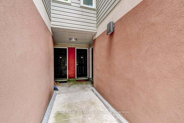 30 - 217 St George St, Townhouse with 2 bedrooms, 1 bathrooms and 0 parking in Toronto ON | Image 31