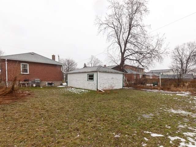 30 Sharpe St, House detached with 2 bedrooms, 1 bathrooms and 6 parking in Toronto ON | Image 19