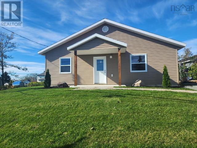 356 King Edward Street, House detached with 4 bedrooms, 2 bathrooms and null parking in Cape Breton NS | Image 4