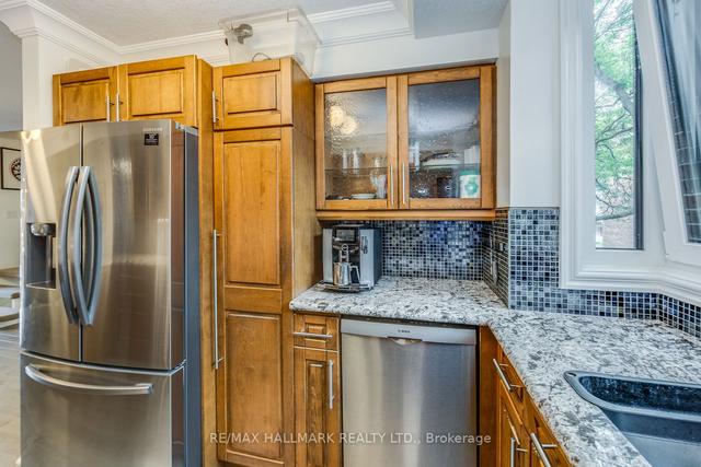217 Mutual St, House attached with 3 bedrooms, 3 bathrooms and 2 parking in Toronto ON | Image 5
