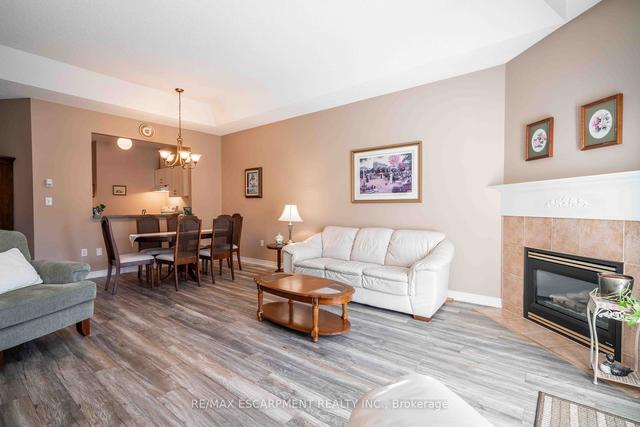 89 Sandollar Dr, Townhouse with 2 bedrooms, 2 bathrooms and 2 parking in Hamilton ON | Image 8