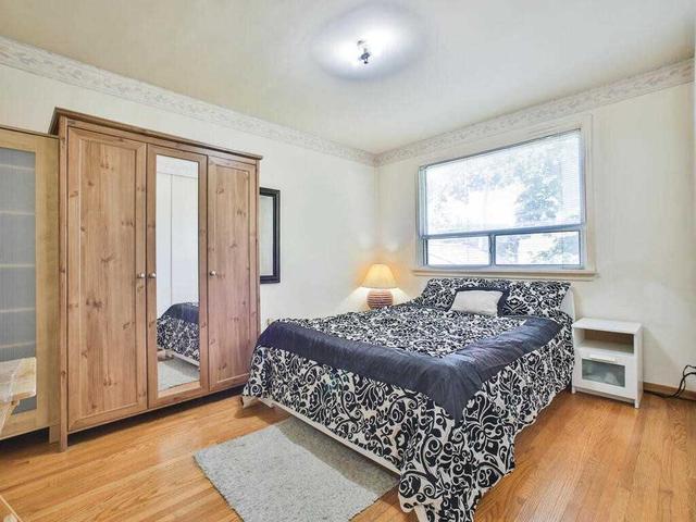 4 Stratton Ave, House detached with 3 bedrooms, 2 bathrooms and 3 parking in Toronto ON | Image 4
